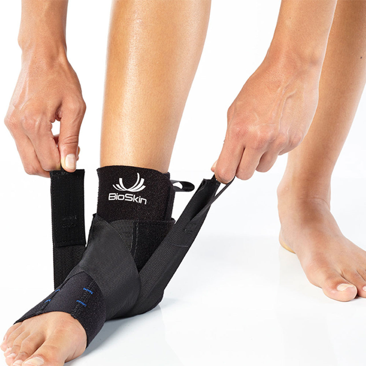 AFTR™ Pull-On Ankle Sleeve with Stabilizing Straps
